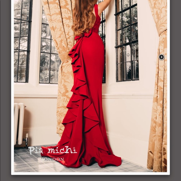 Stunning London pia michi dress.Style number 1781 - Picture 2 of 4